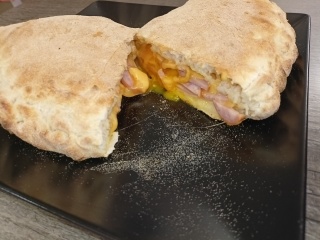 CALZONE WELSH La Tour de Pizz 